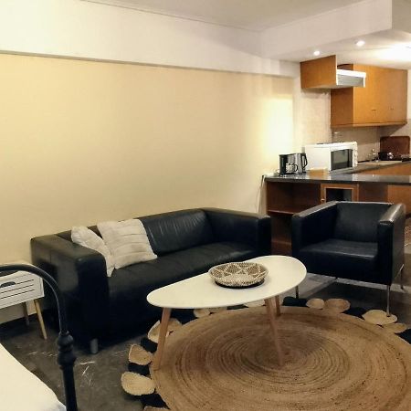 Central Athens Pad Экстерьер фото